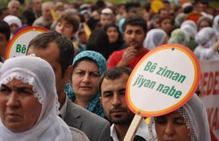 “Kürtçe Eğitim Dili Olsun” Diyenlerin Oranı: Yüzde 97,79