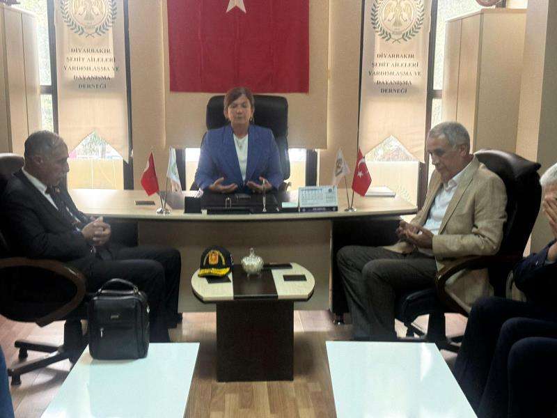 Milletvekili Suna Kepolu Ataman’dan şehit aileleri ve gazilere ziyaret