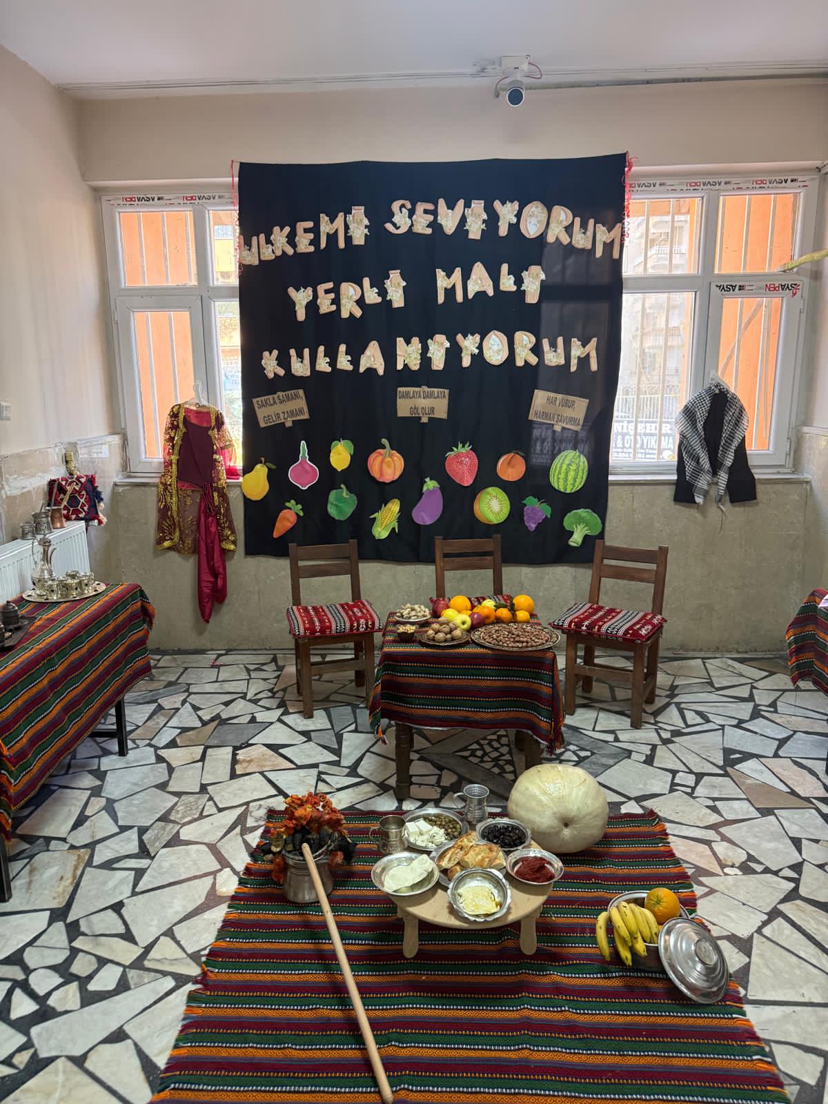 Diyarbakır Yenişehir İlkokulu’nda “Yerli Malı” Coşkusu