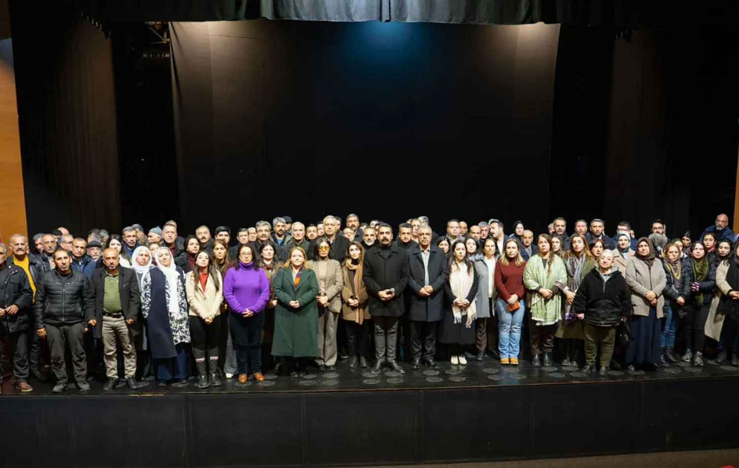 DEM Partili Eşbaşkanlardan Kobani Kararı: Bir Aylık Maaşlar Bağışlandı