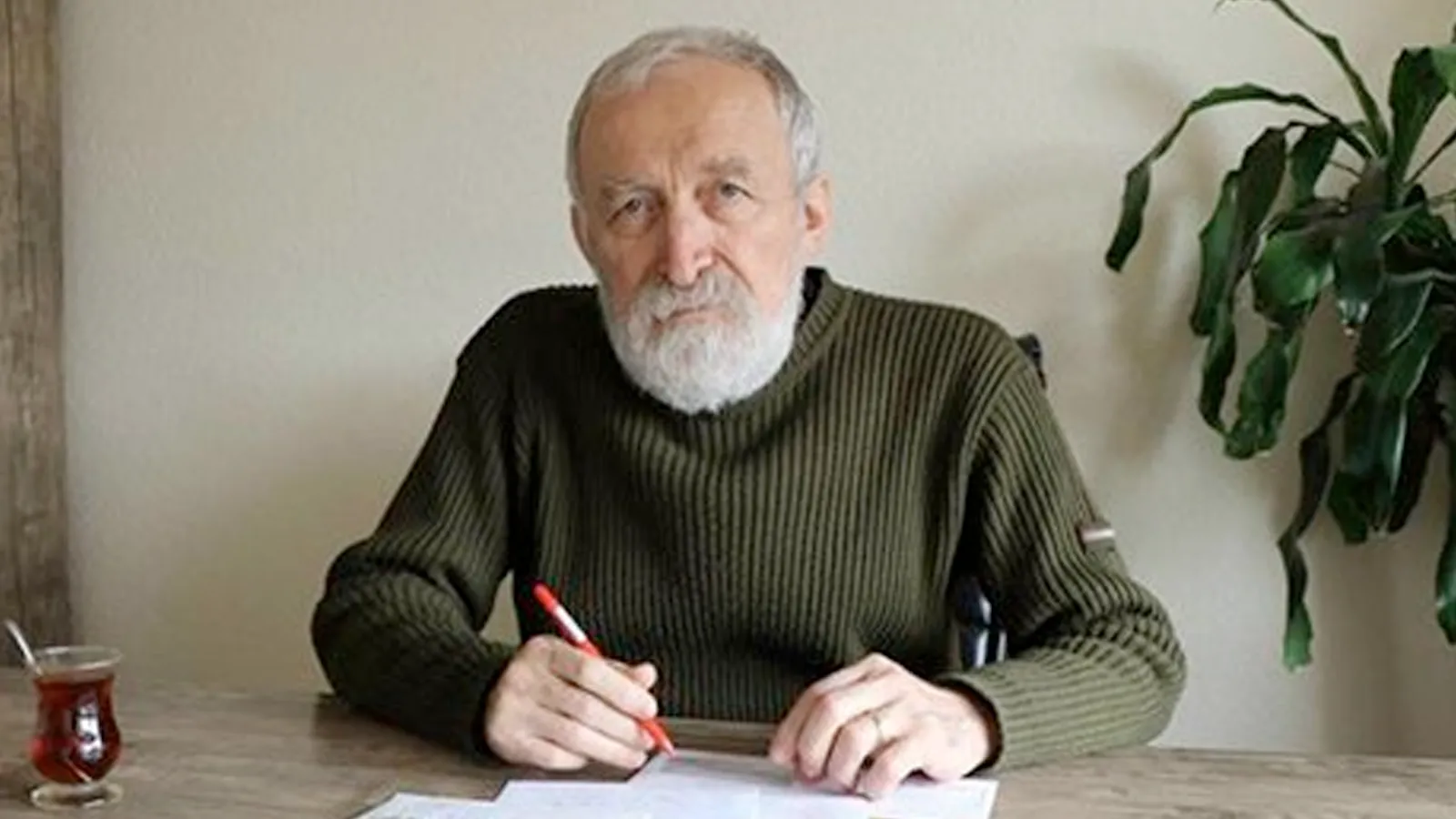 Gazeteci ve Yazar Hüseyin Aykol Hayatını Kaybetti