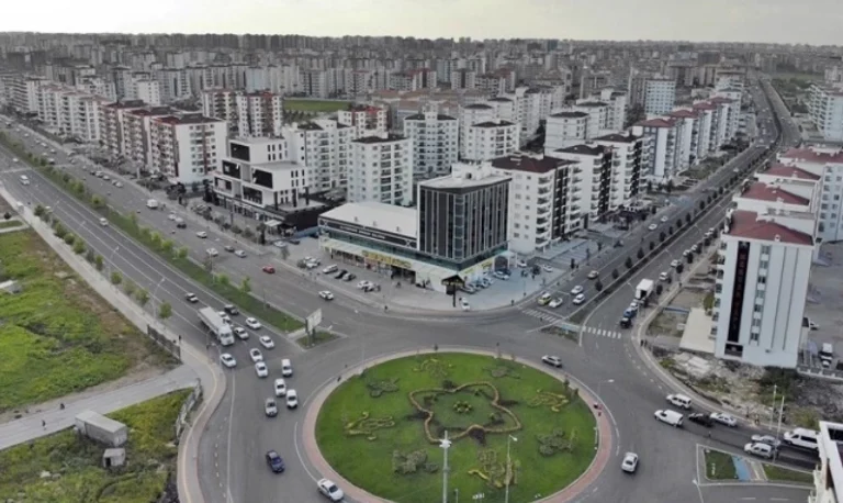 Türkiye’nin “Zirvesi” Değişti: Yeni Nüfus Şampiyonu Diyarbakır Bağcılar!