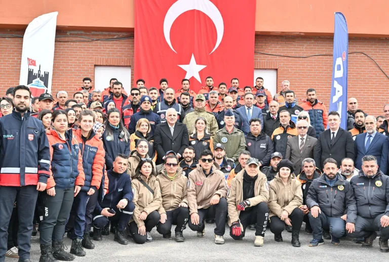 Vali Zorluoğlu: “Acımız İlk Günkü Gibi Taze”