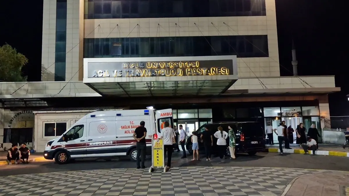 Diyarbakır’da Aldatma Dehşeti: Eşini Öldürdü, Akrabasını Ağır Yaraladı