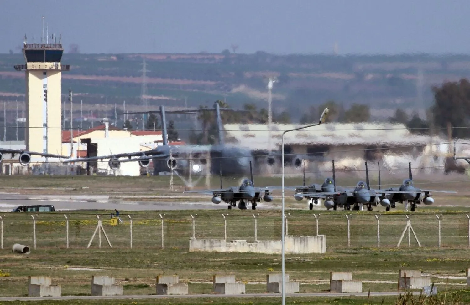 Adana İncirlik’te Siren Sesleri ve Patlama İddiası!