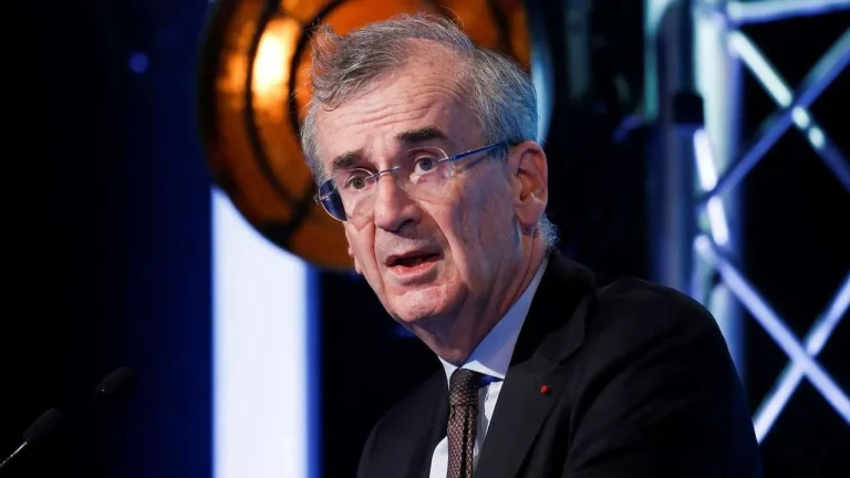 Fransa Merkez Bankası Başkanı’ndan Hükümete Şok Uyarı: “Hiç Paramız Kalmadı!”