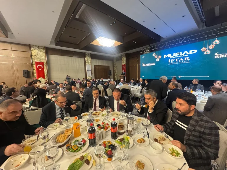 Diyarbakır’da Gönül Köprüsü: Devlet, İş Dünyası ve Çocuklar Aynı Sofrada Buluştu