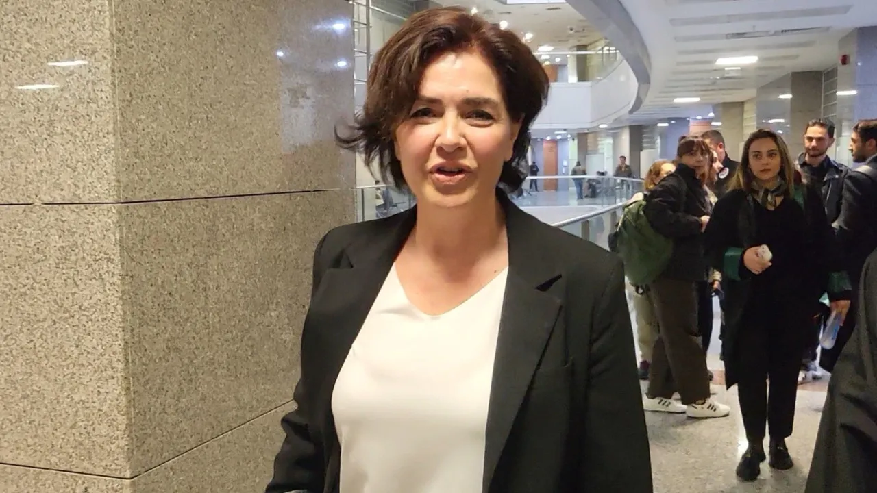 Gazeteci Özlem Gürses: “Ölümle Tehdit Ediliyorum, Koruma Talep Ettim”