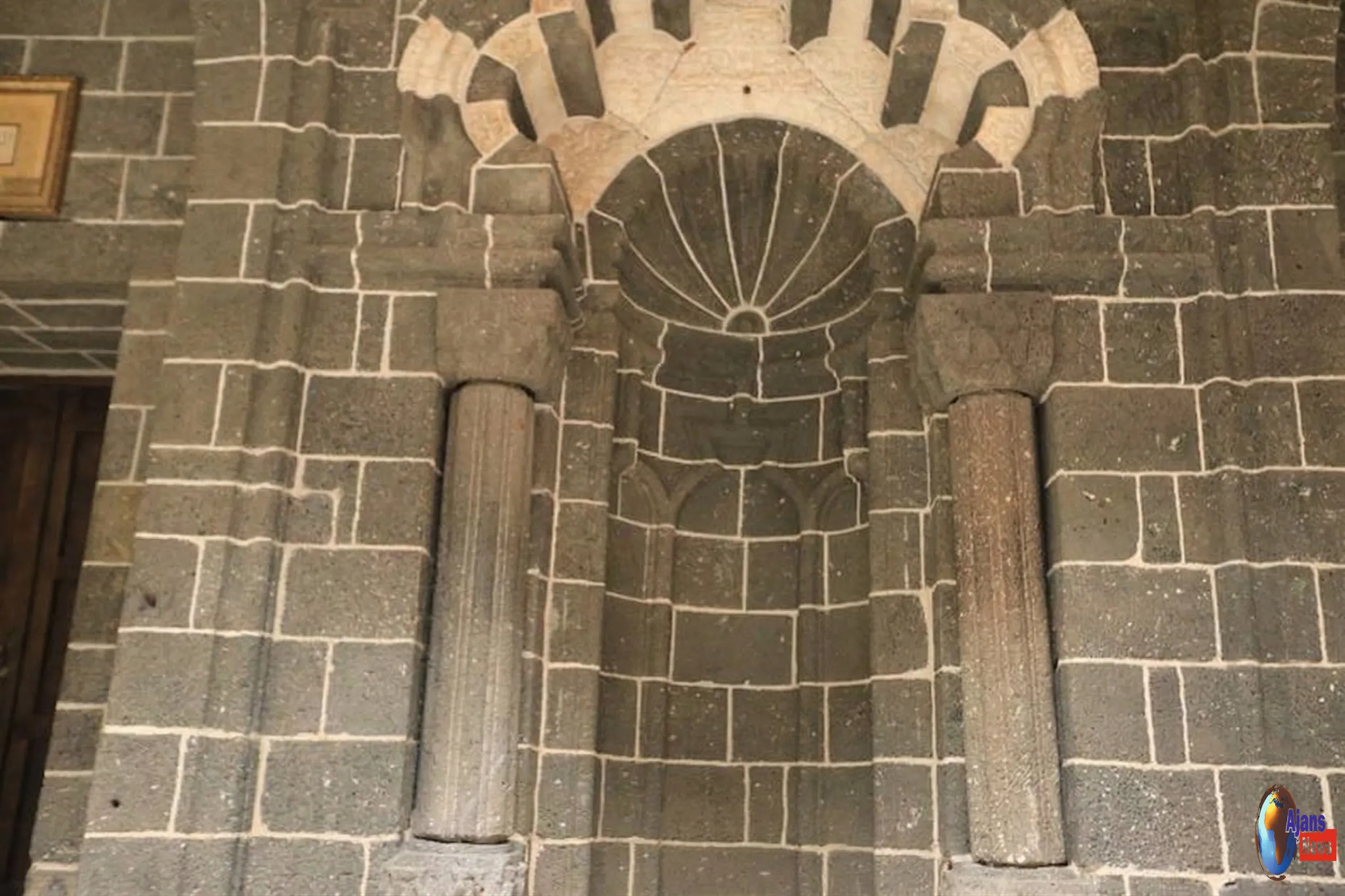 Taşın Zikri, Şehrin Sabrı: Ulu Cami’nin Vicdan Terazisi