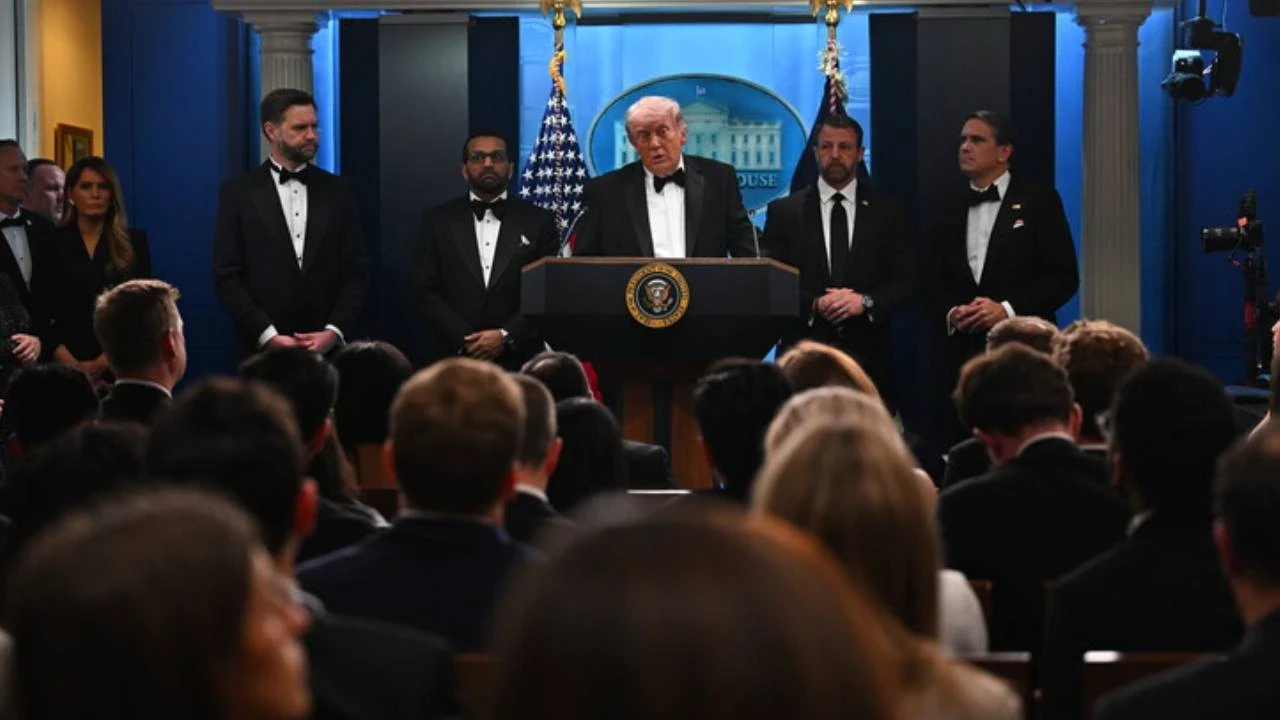 Beyaz Saray Muhabirleri Yemeğinde Silah Sesleri: Trump Tahliye Edildi