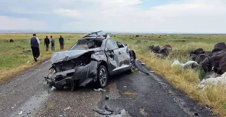 Çınar’da Kaza: 2 Ölü, Acı Haberi Alan Yakınları Da Kalp Krizinden Öldü