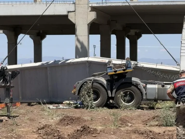 Diyarbakır’da Şantiyede Feci Kaza: 1 İşçi Hayatını Kaybetti, 1 İşçi Ağır Yaralı