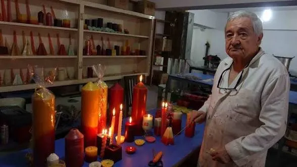 Karadeniz’in Son Mum Ustası Yaşar Çakır: 50 Yıllık Zanaat Yetiştirecek Çırak Arıyor