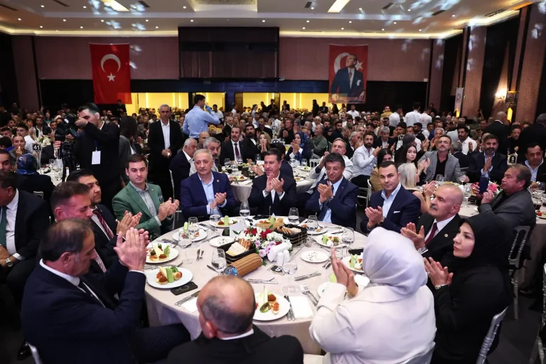 Muğla’da Transfer İddiası: Ahmet Aras AK Parti’ye mi Geçiyor?