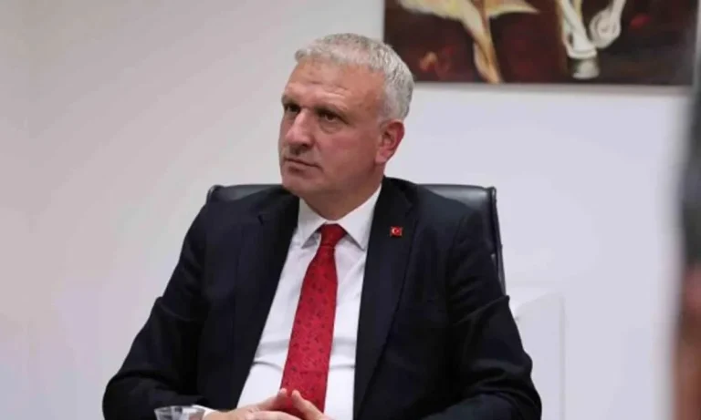 Cumhurbaşkanı Başdanışmanı Oktay Saral Görevinden İstifa Ettiğini Açıkladı