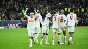GALATASARAY LILLE DEPLASMANINDA 4 GOLLE GÜLDÜ