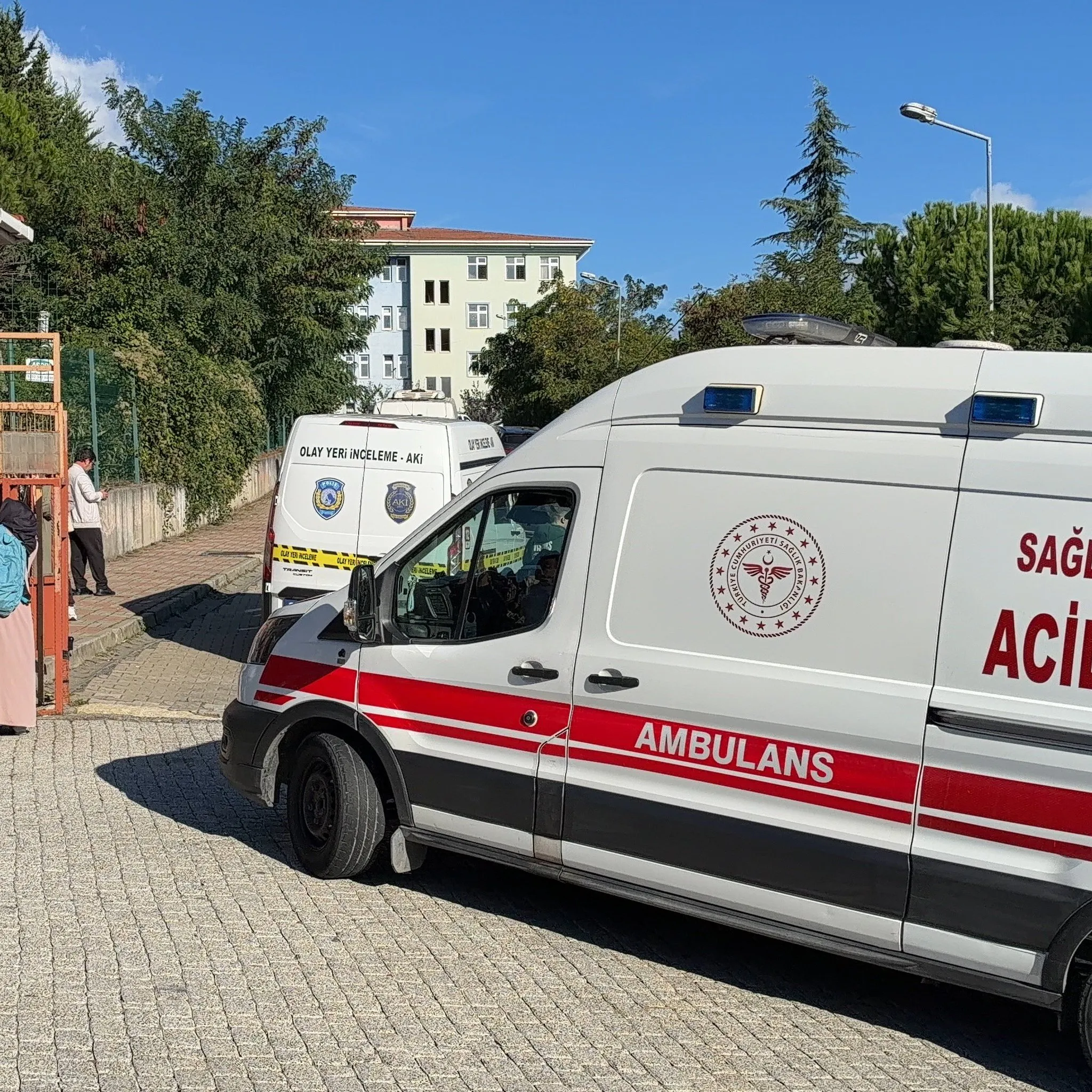 Başakşehir’deki Okula Bıçaklı Saldırıda Hastaneden Acı Haber Geldi!