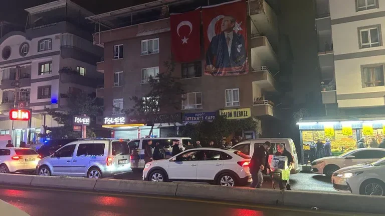 Mamak’ta  Baba, Kızını ve Birlikte Yaşadığı İddia Edilen Kişiyi Silahla Vurarak Öldürdü