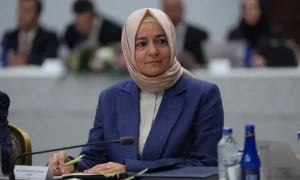 Mal Varlığı Dondurulan Eski Bakan Kaya’nın Tıp Eğitimi ve Özgeçmişi Tartışma Konusu Oldu