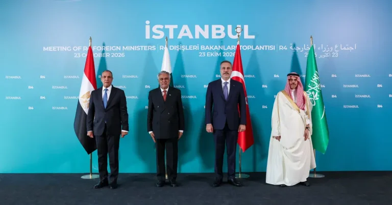 R4+E3 Zirvesi İstanbul’da Tamamlandı: Gündem Körfez, Ukrayna ve Ateşkes