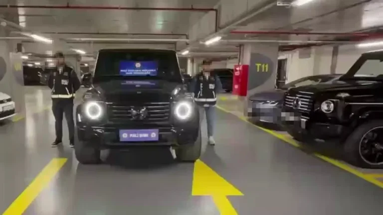 Kırmızı Bültenle Aranan Şüpheli İstanbul’da Yakalandı